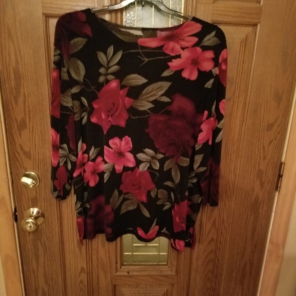 Rose top